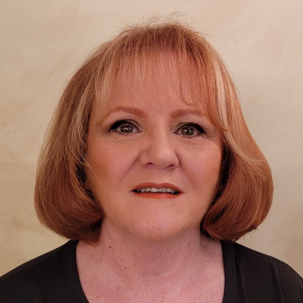 Meet your Posher, Connie